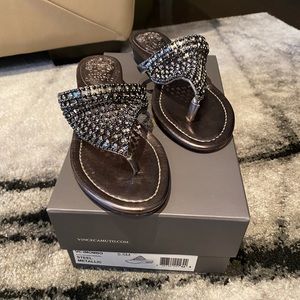 Vince Camuto low wedge with beautiful detail